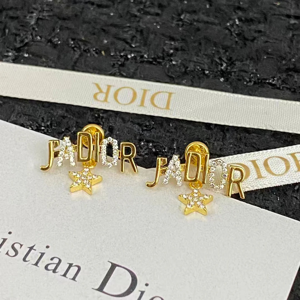 New letter star earrings