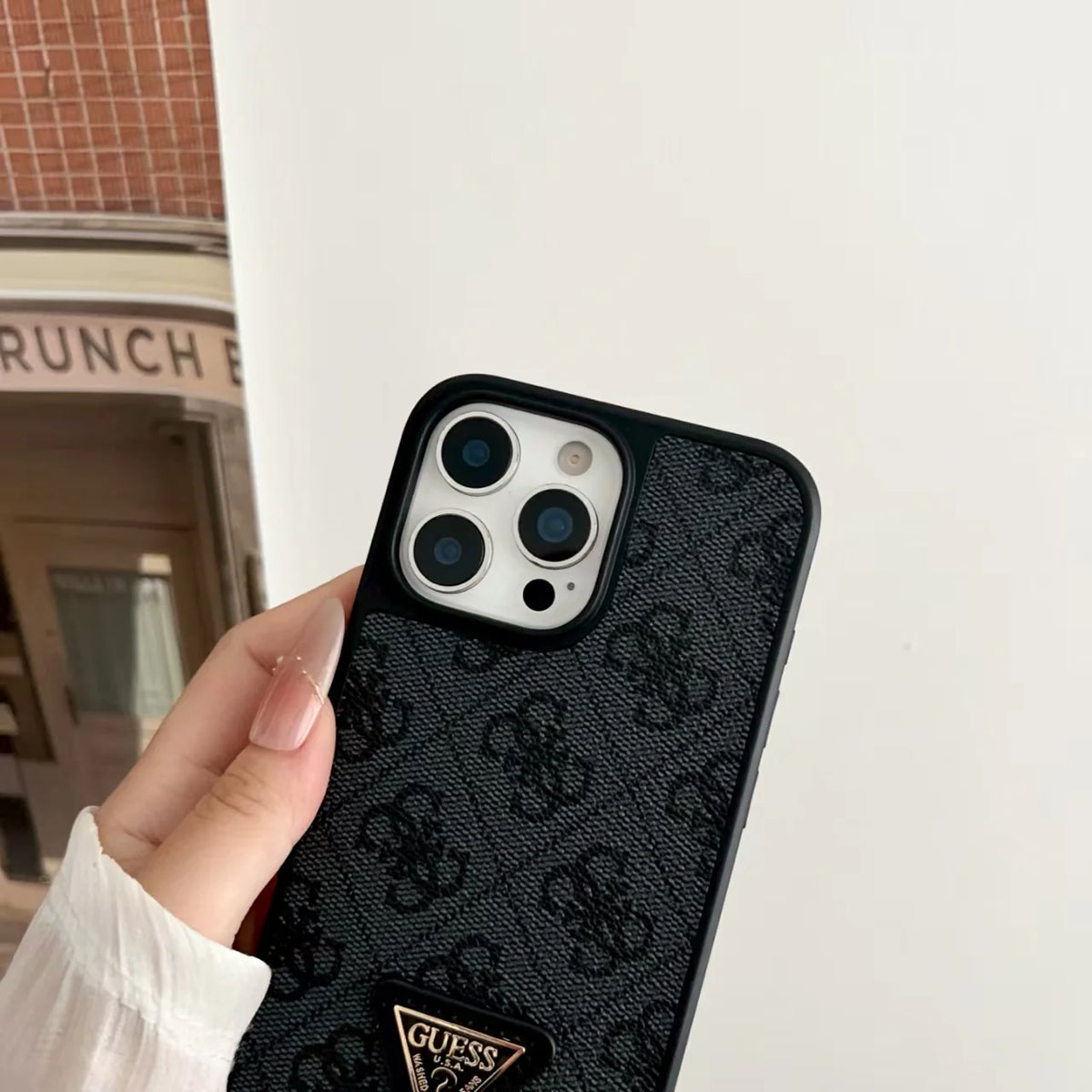 Carbon fiber pattern high-end phone case