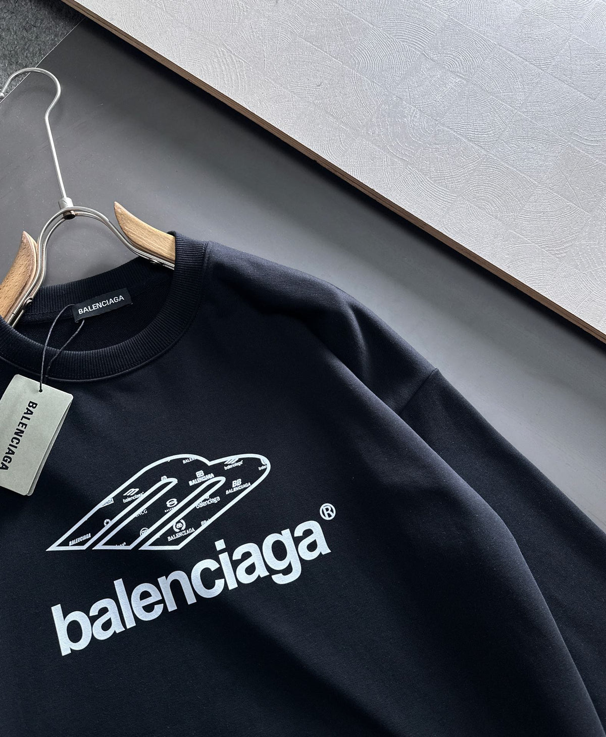 New printed pullover round neck hoodie