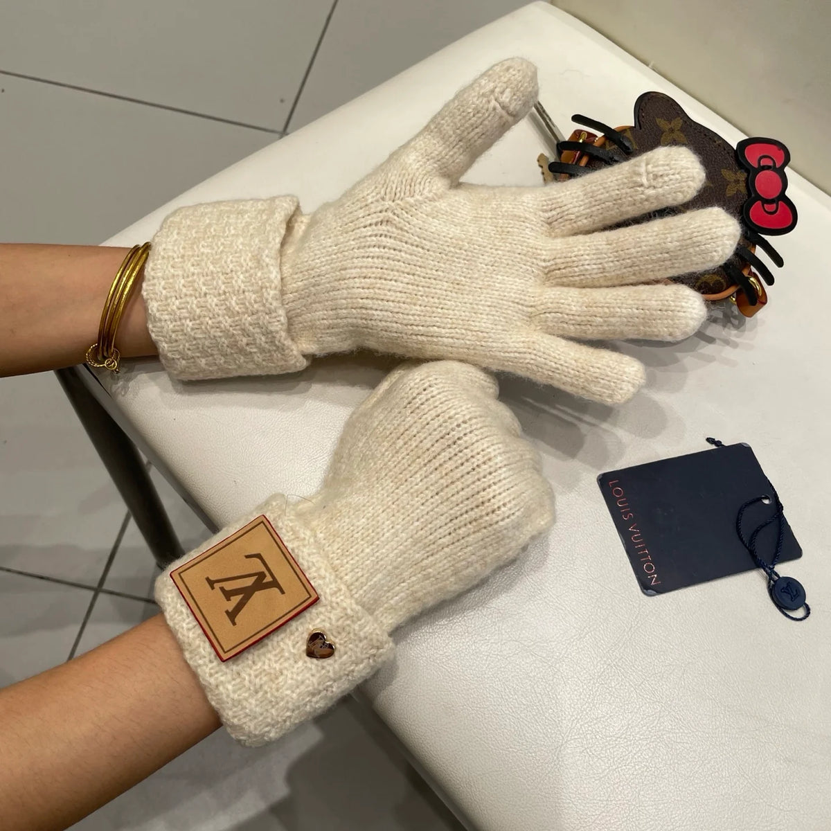 New autumn and winter wool knitted gloves 🧤