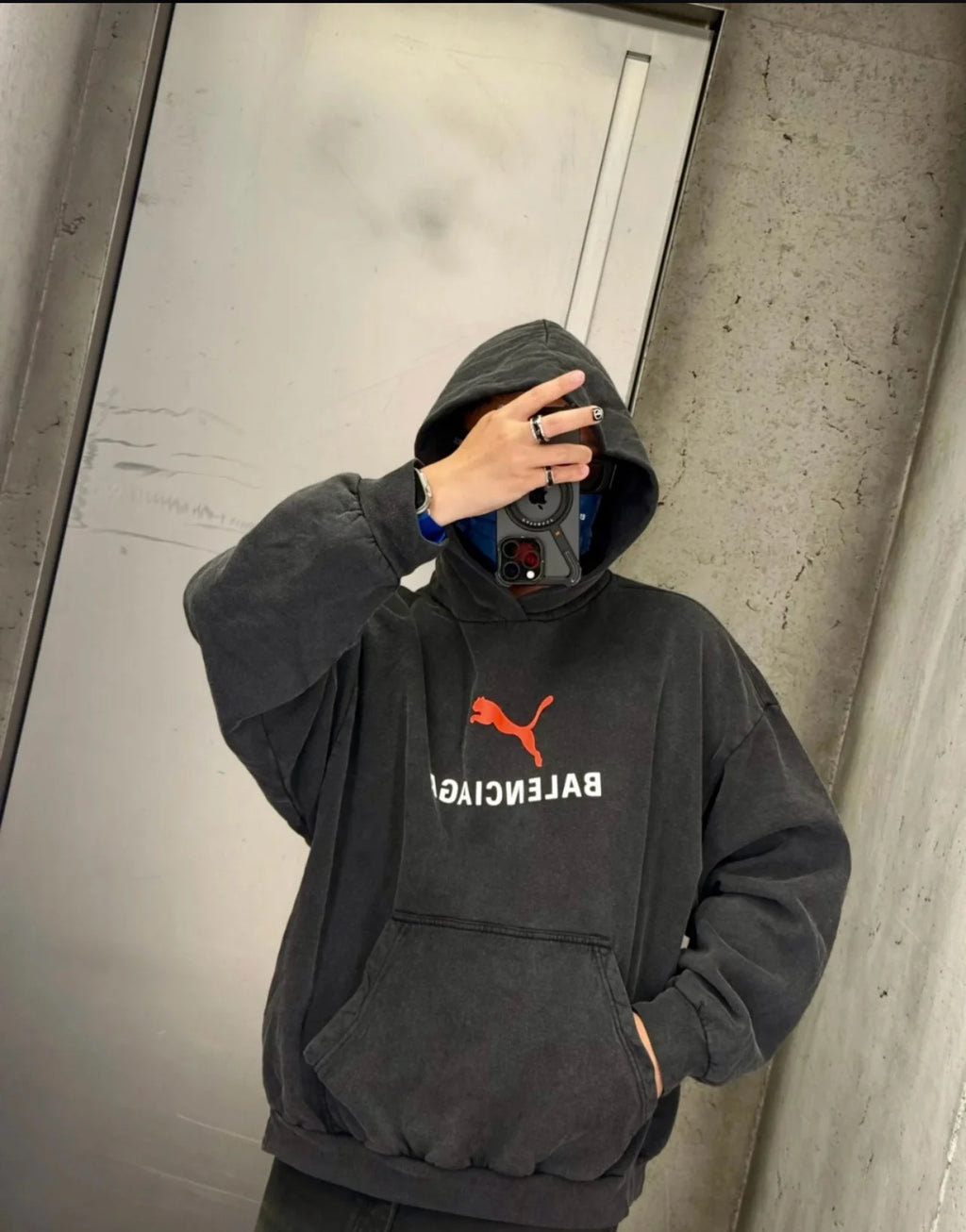 Printed hooded sweatshirt