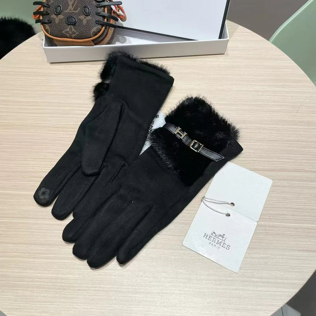 Cold resistant and warm plush windproof gloves