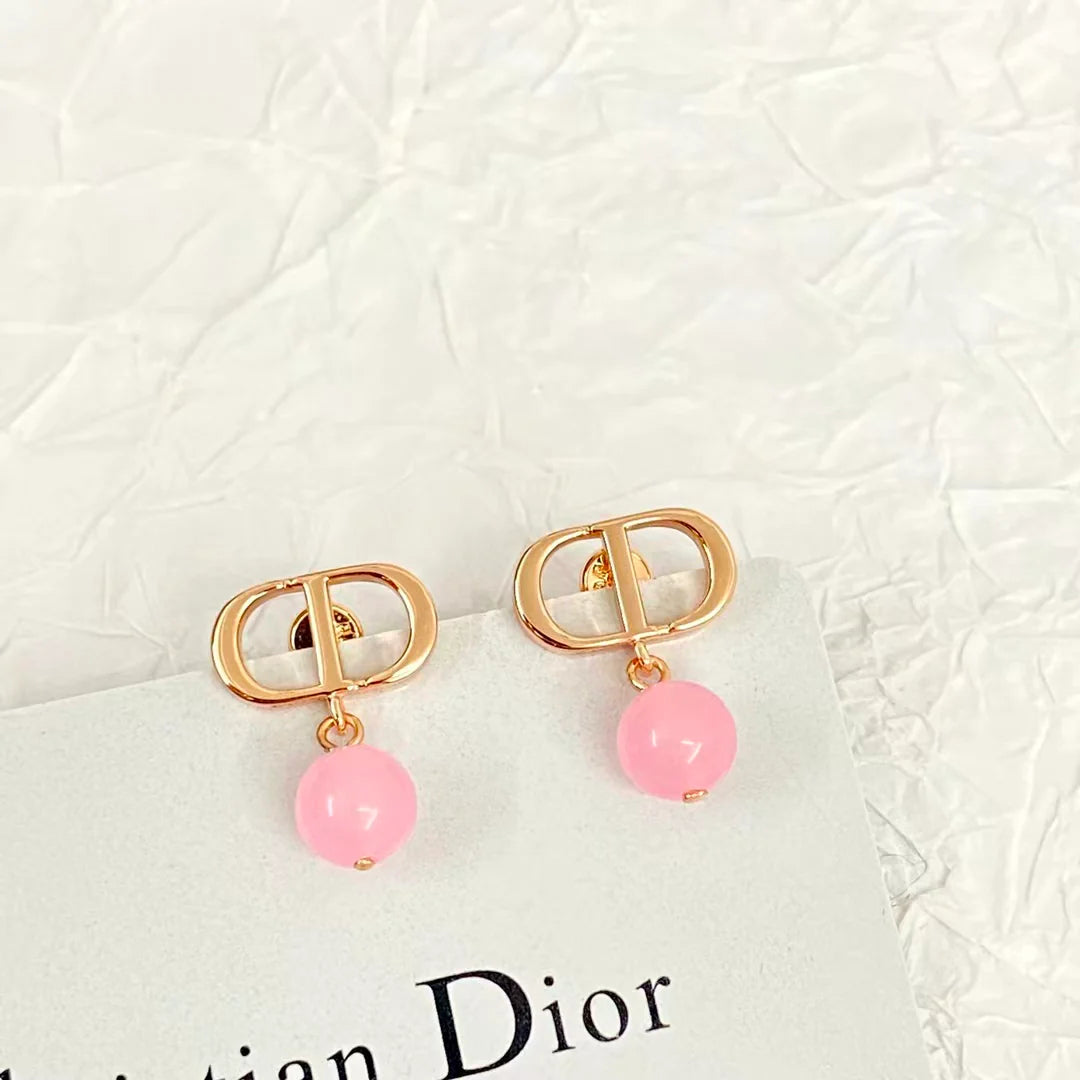New pearl earrings