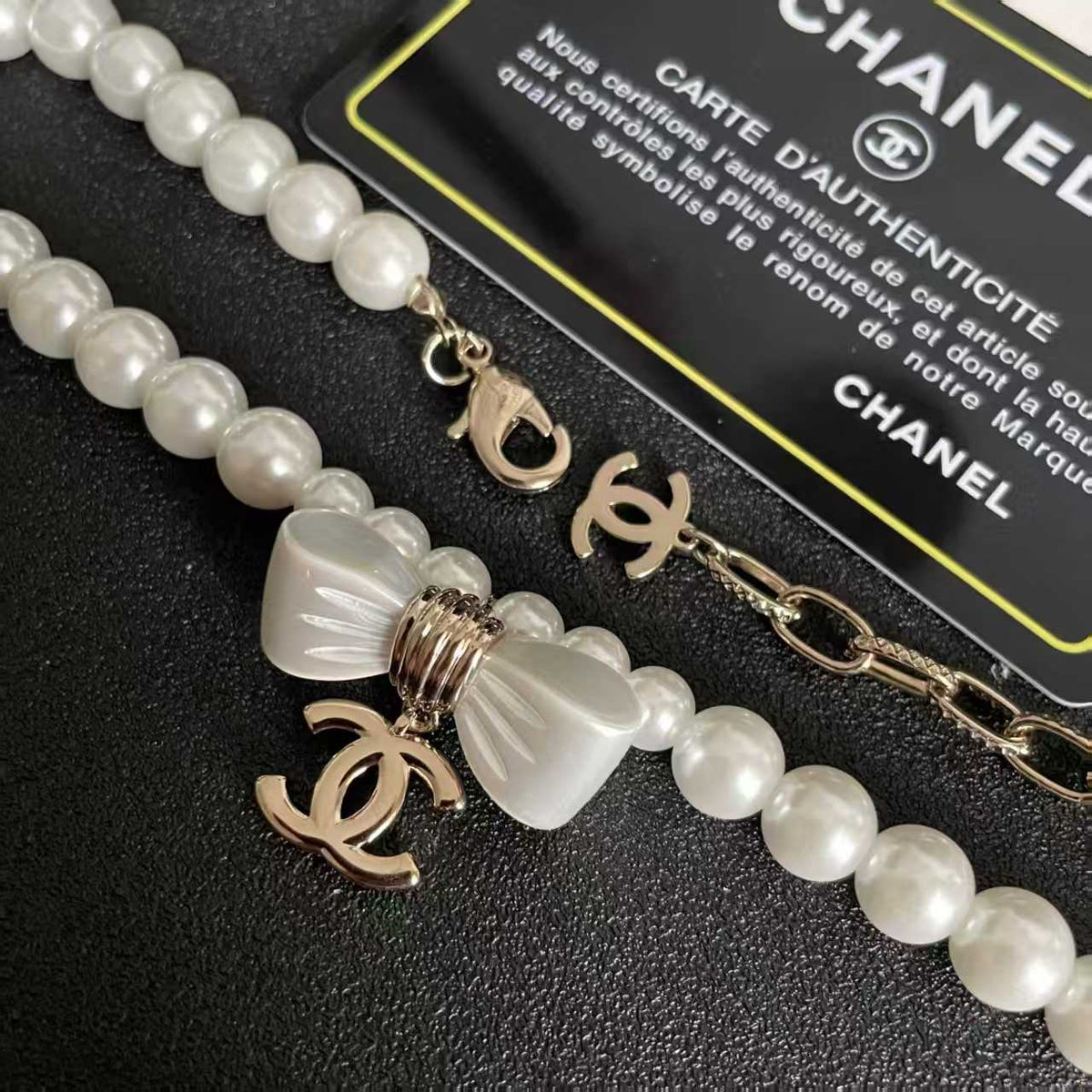 New bow necklace