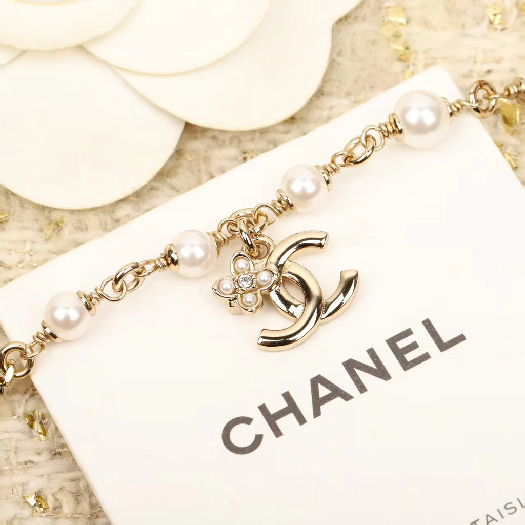 Hot selling small flower bracelet