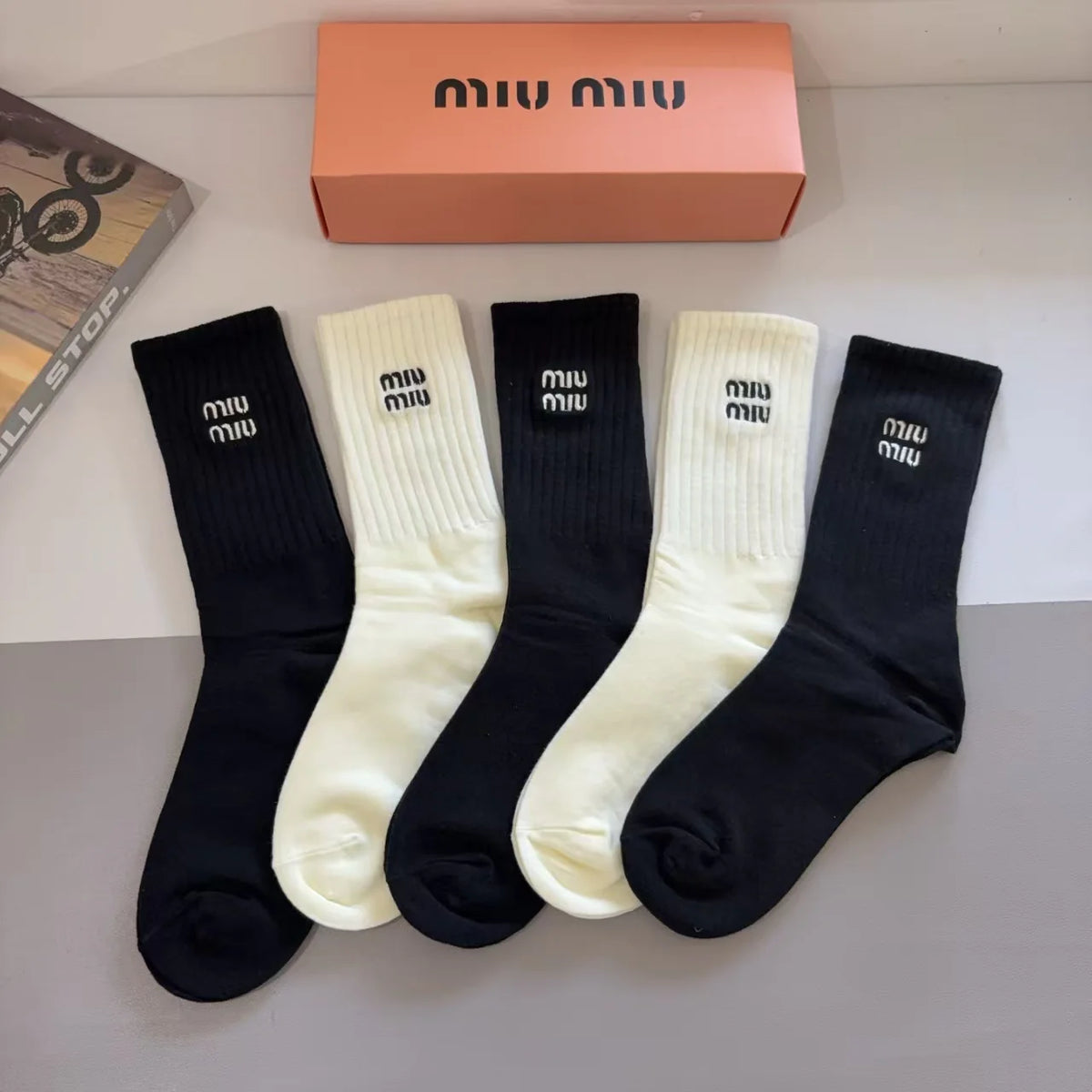 New Embroidered Long Socks