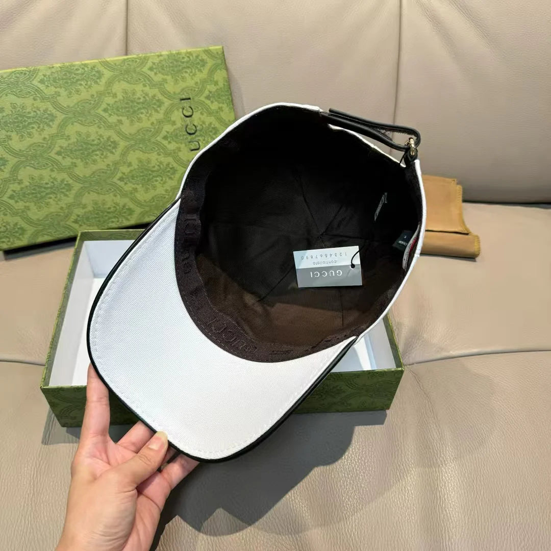 New embroidered baseball cap