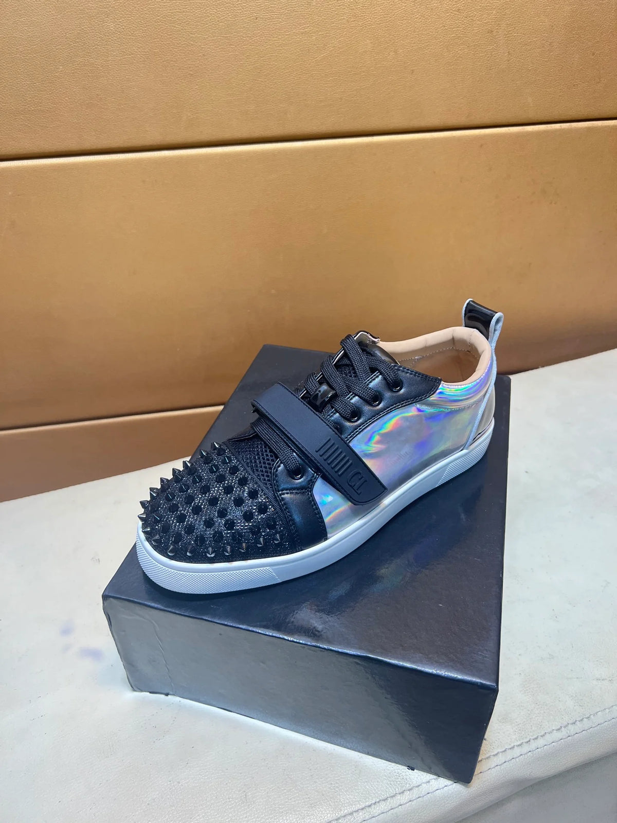 New men's shoes