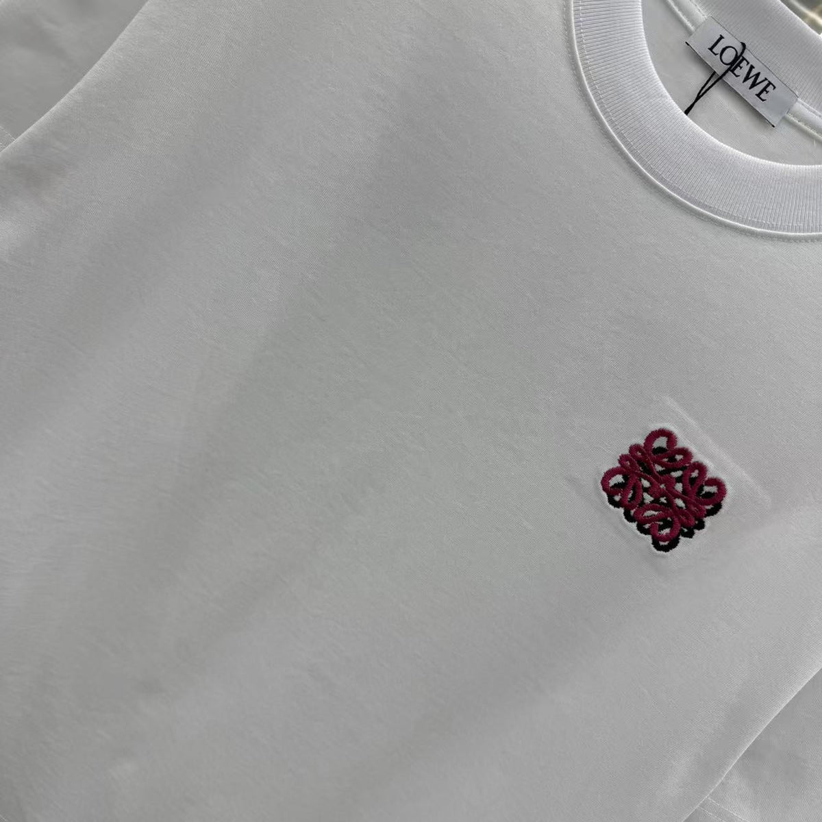 Autumn and winter new round neck short sleeved shirt