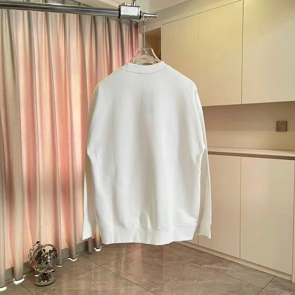 New embroidered letter hoodie