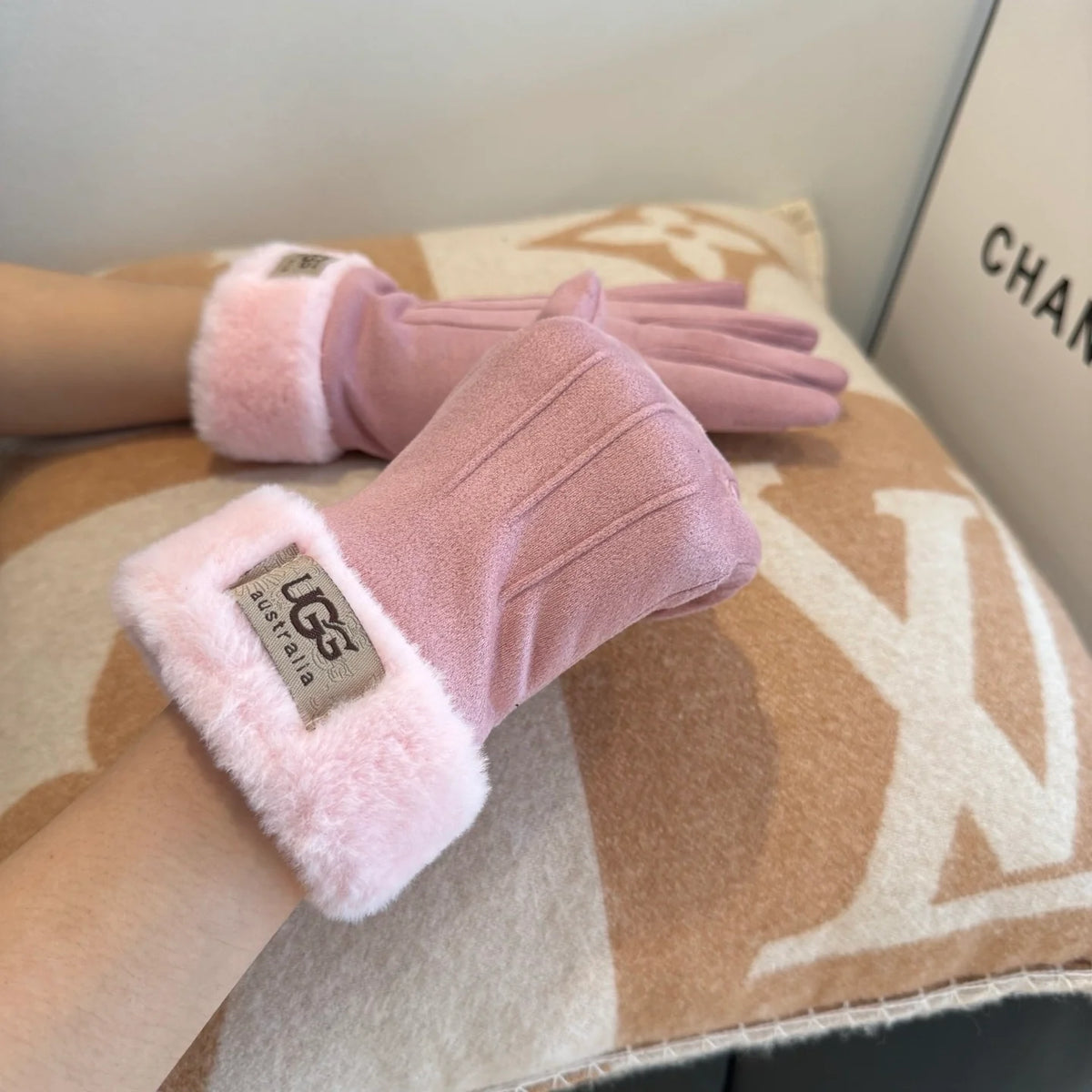 Autumn and Winter Lazy Rabbit Hair Wool Hand