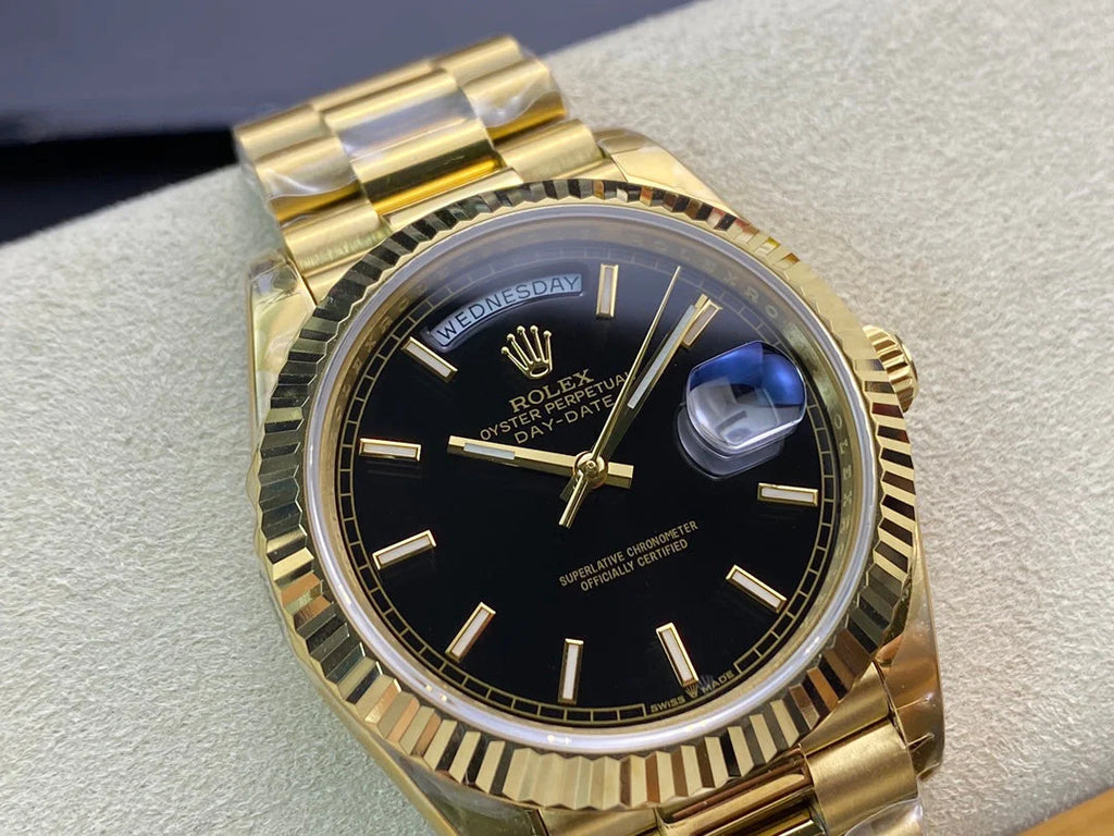 DATE-Black Yellow gold - 41mm