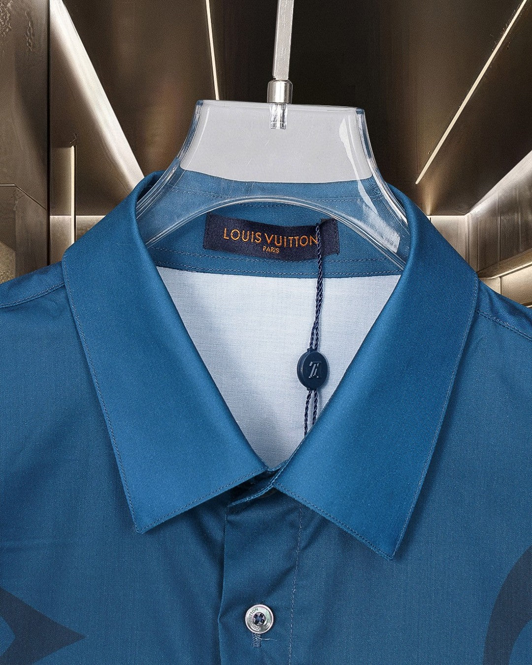 Gradient presbyopia blue digital printed short sleeved shirt