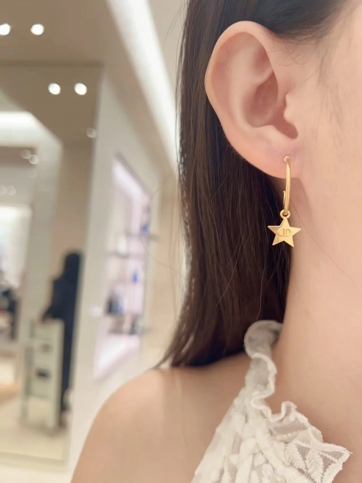 New Star Clover Ear Nails