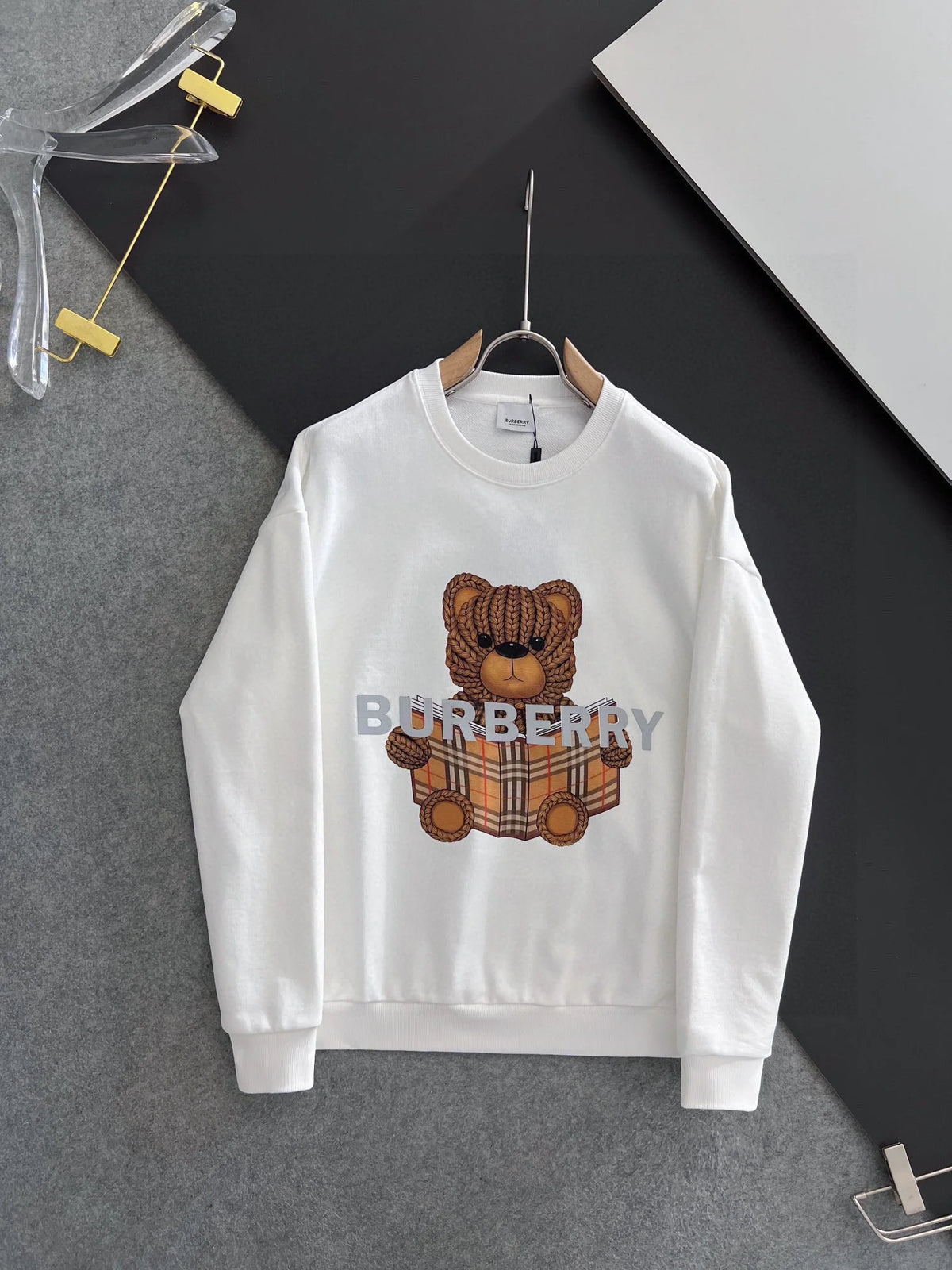 New printed pullover round neck hoodie