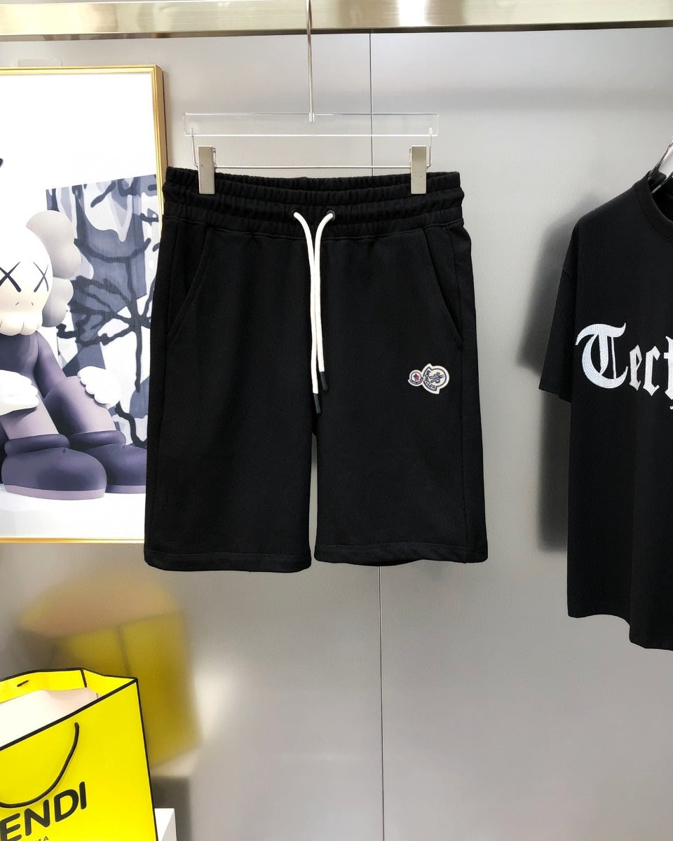 Handsome men's casual shorts