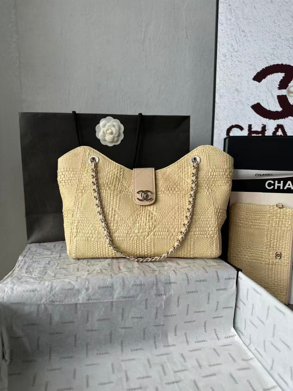 2026 Shopping Bag 32cm Braided Raffia Woven Leather