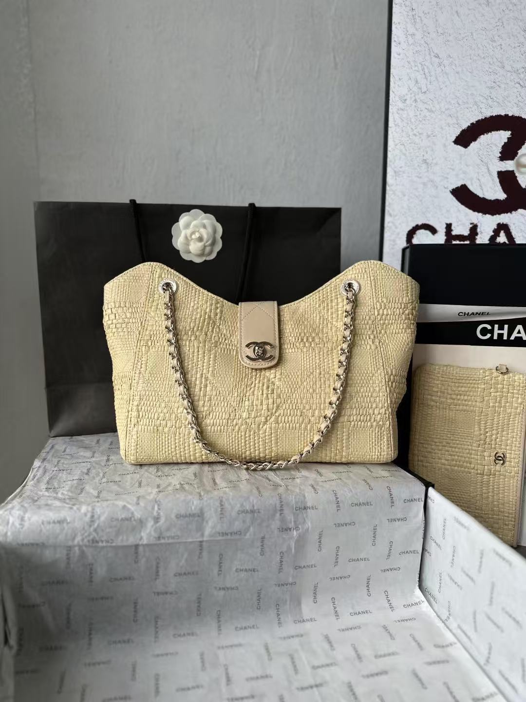 2026 Shopping Bag 32cm Braided Raffia Woven Leather