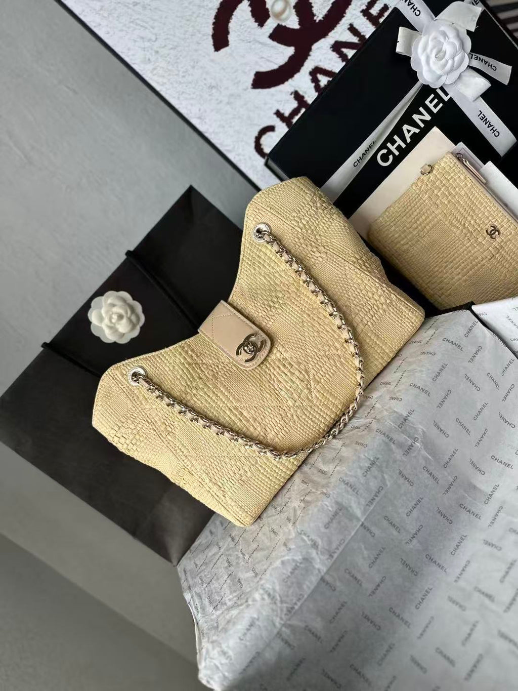 2026 Shopping Bag 32cm Braided Raffia Woven Leather