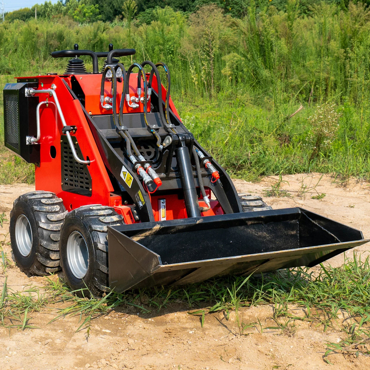 MS320L Mini Stand On Skid Steer Wheel Loader With 13.5 HP Gasoline Engine