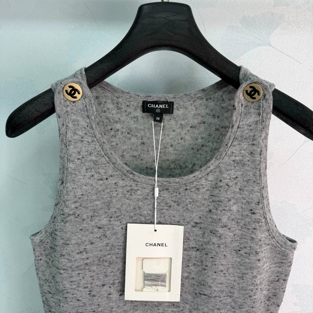 26 Early Autumn New Grey Knit Vest