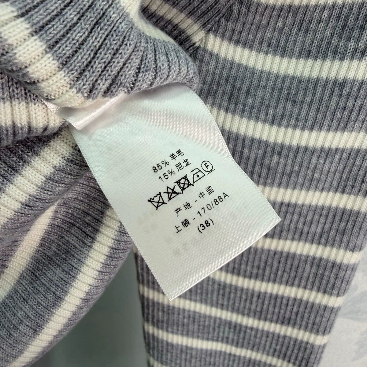 26 Early Autumn New Striped Knit Long Sleeve