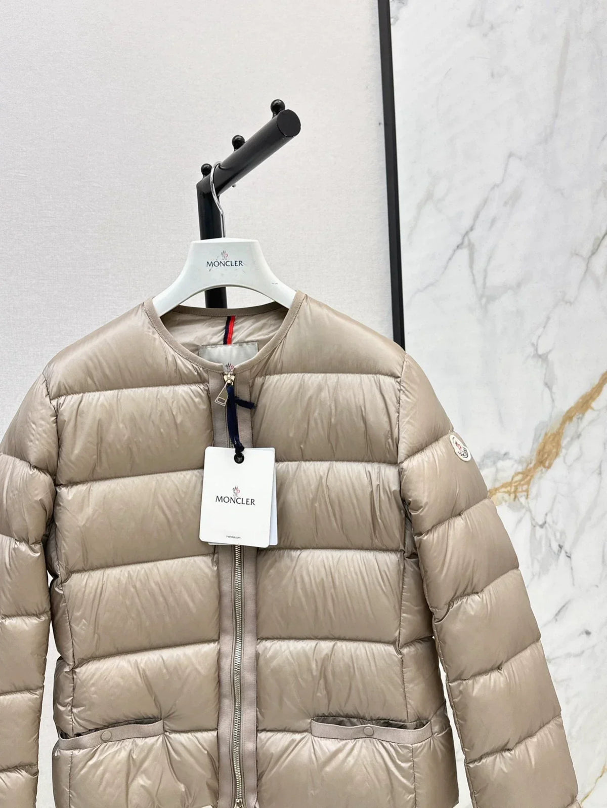 25fw Round neck down jacket