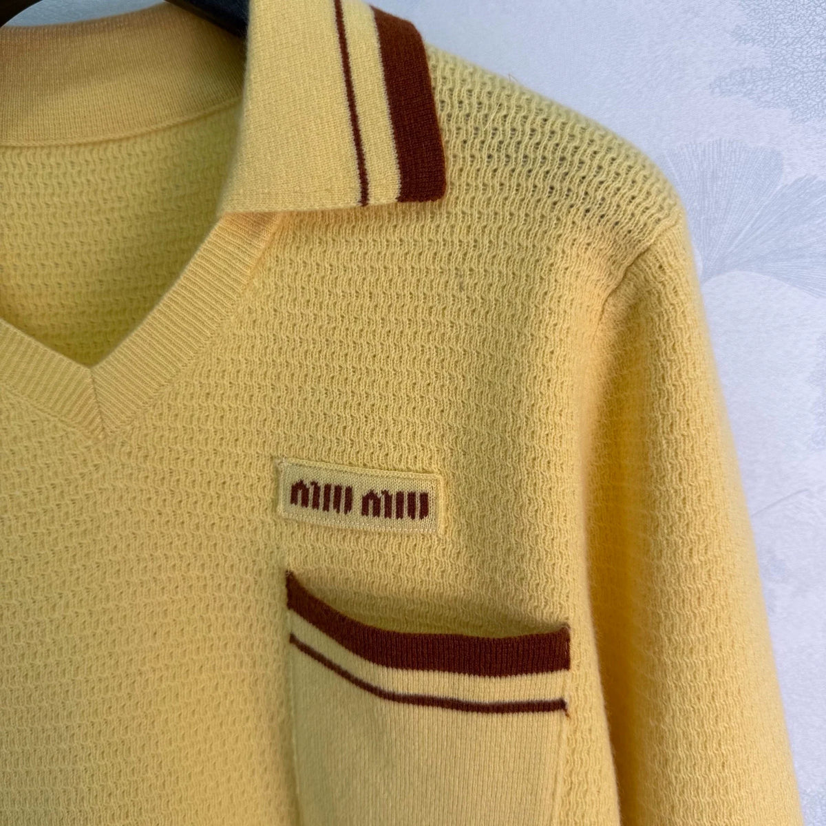 26 Early Autumn New Color-Block Polo Collar Openwork Knit Top