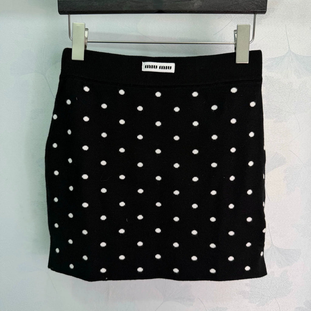 26 Early Fall New Polka Dot Knit Long-Sleeve Cardigan and Mini Skirt Set