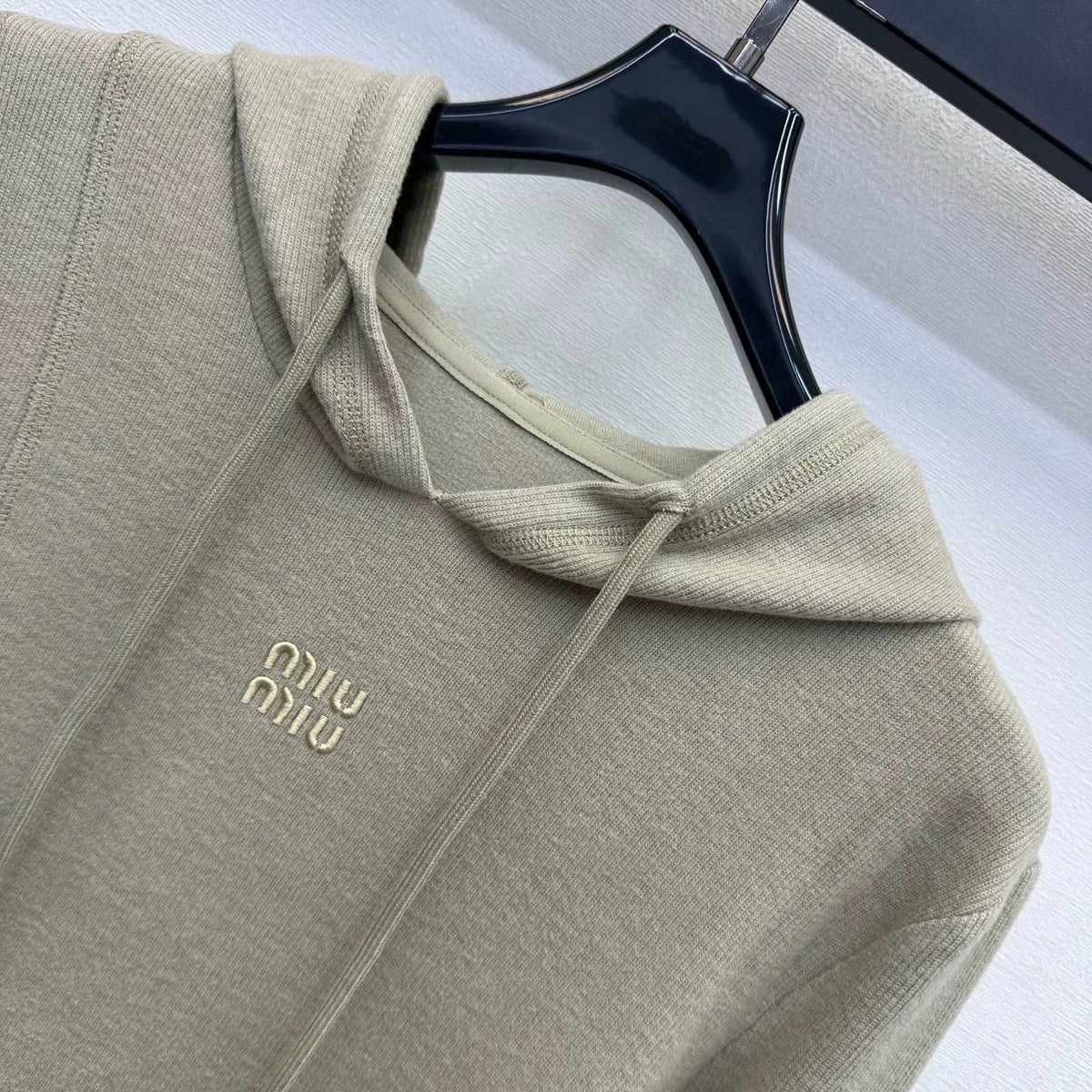 26 New Embroidered Hoodie