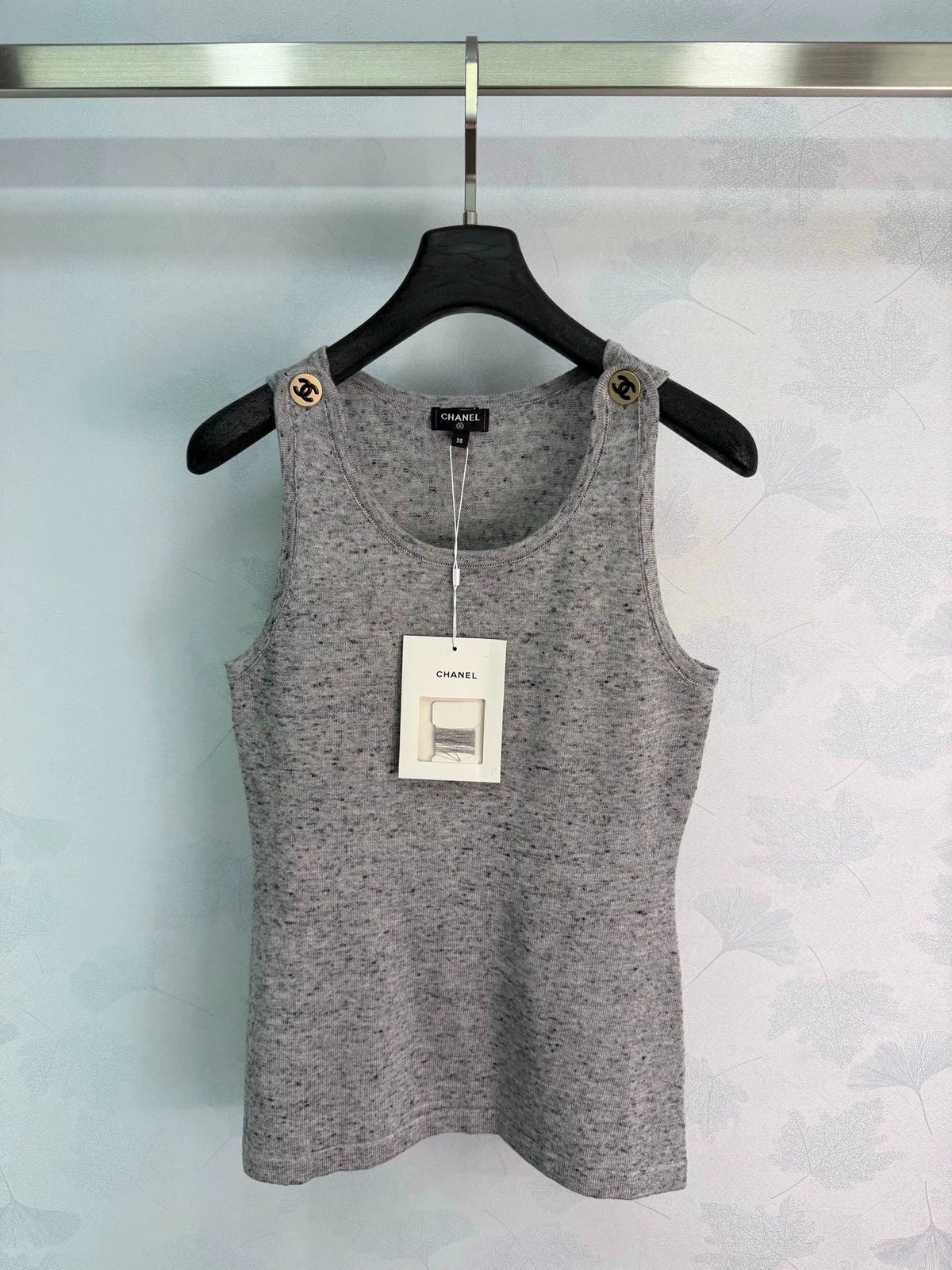 26 Early Autumn New Grey Knit Vest