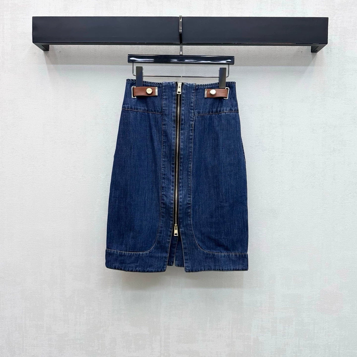 26New Arrival:Paneled Denim Midi Skirt with Slit