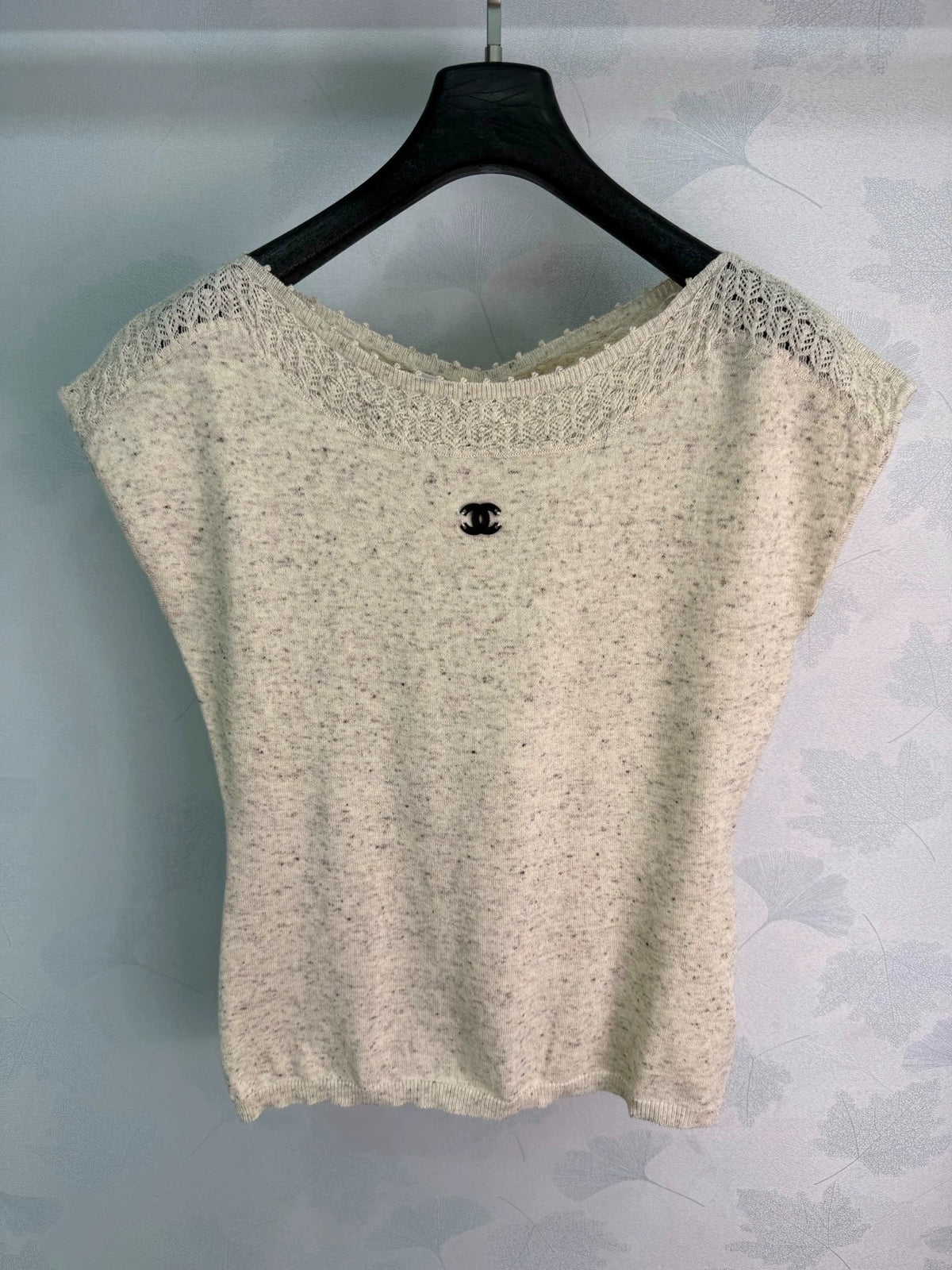 26 Early Autumn New Round Neck Short Sleeve Knit Top