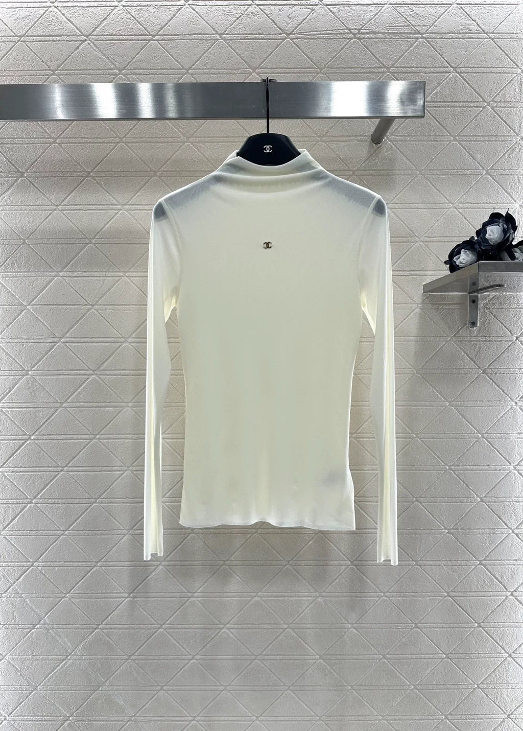 25fw Slim fit rhinestone double C high neck base shirt