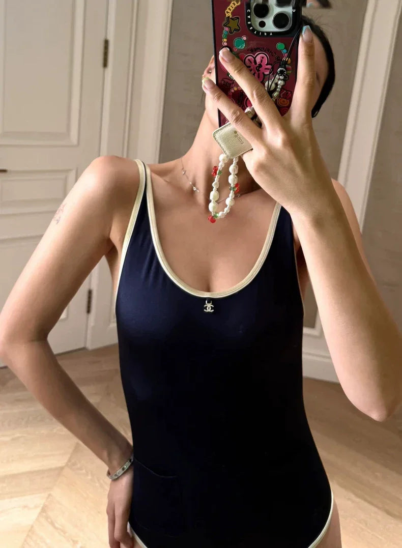 25 new summer contrast color suspender swimsuit