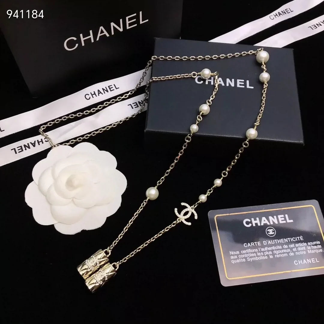 Pearl Earphone Chain