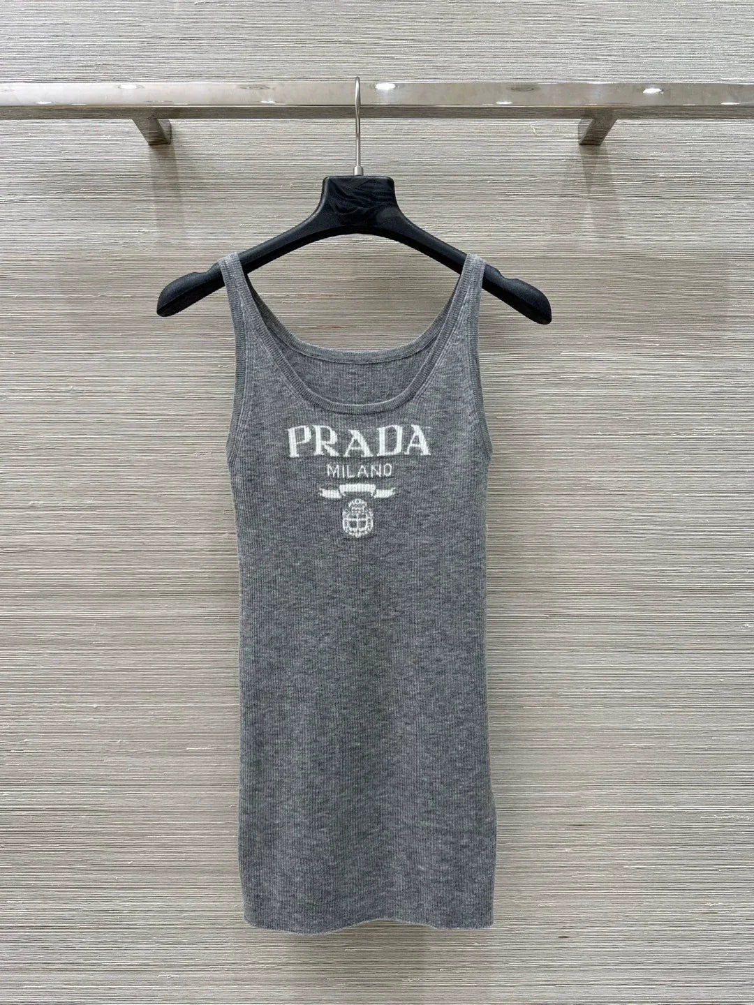 25 New Slim Short Sleeve Knit Vest