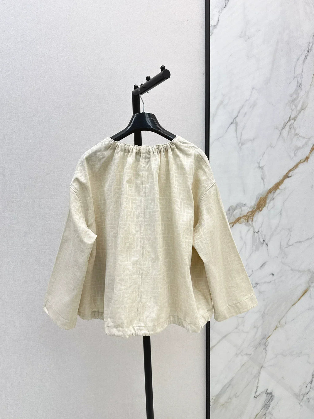 25fw letter print cape coat