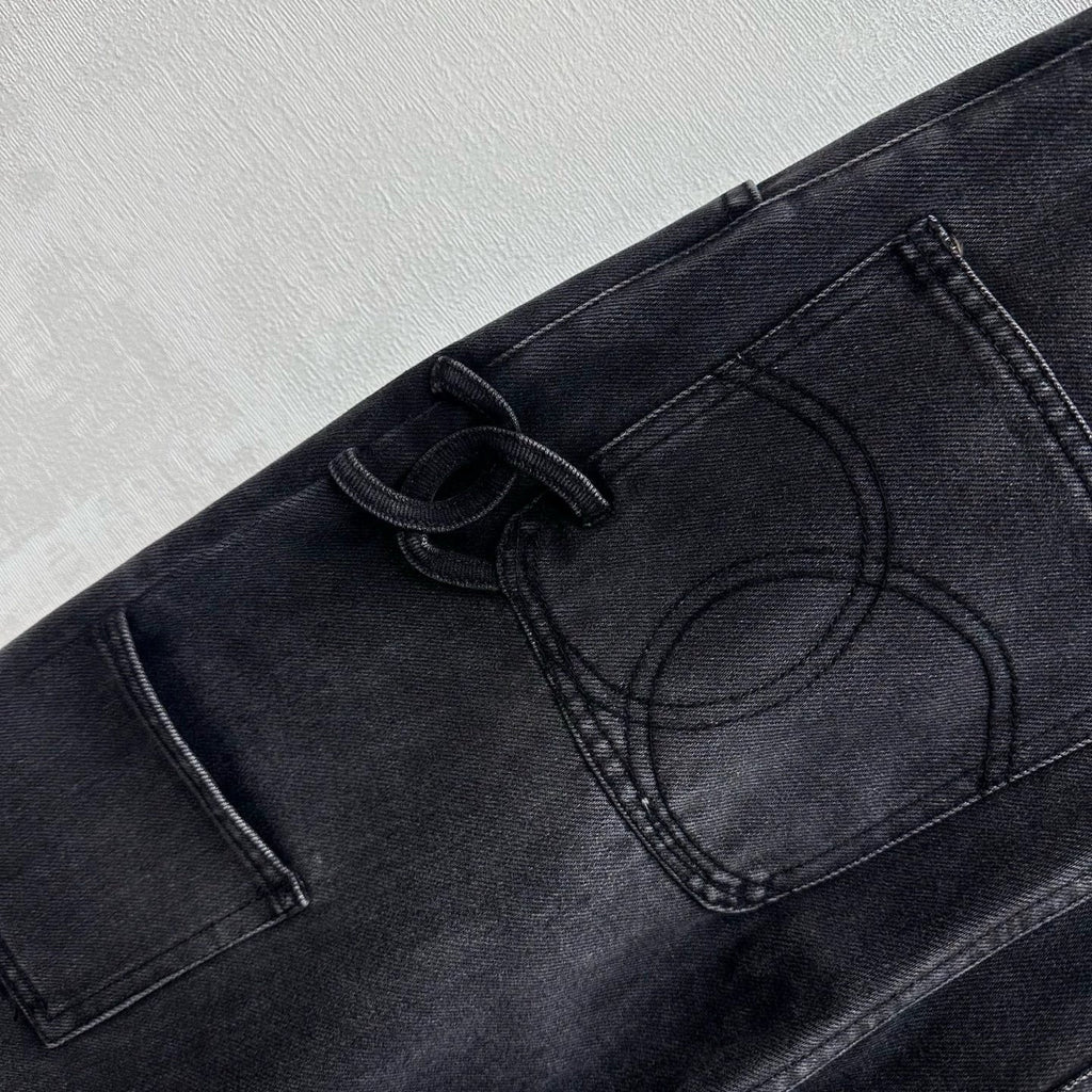 26 New Straight-Leg Denim Jeans