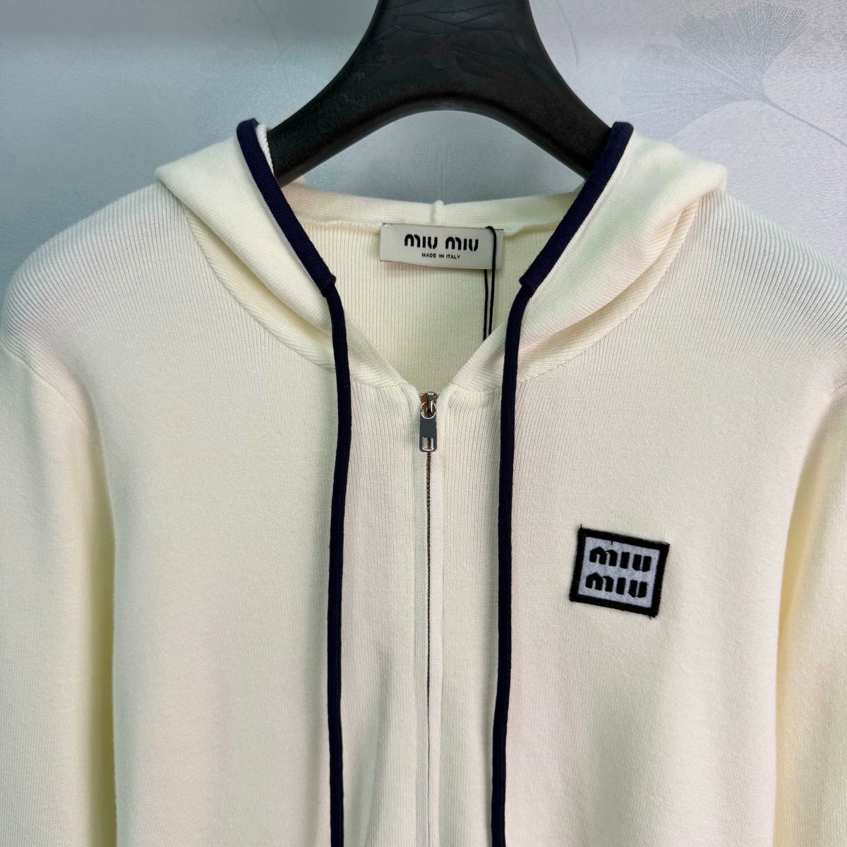 26 Early Autumn New Hooded Jacket