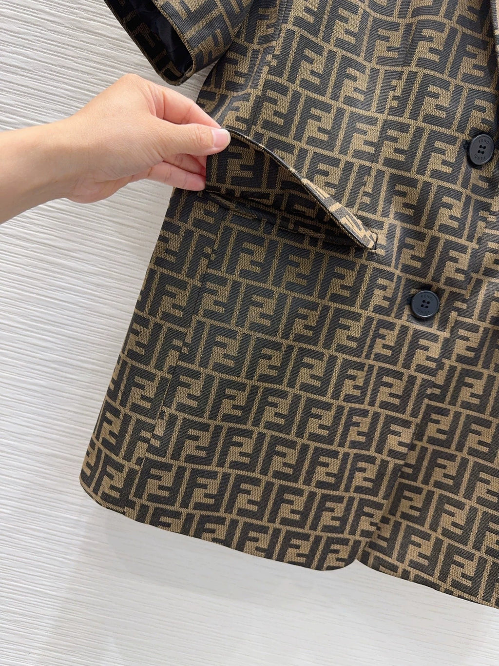 26SS New Short-Sleeve Blazer