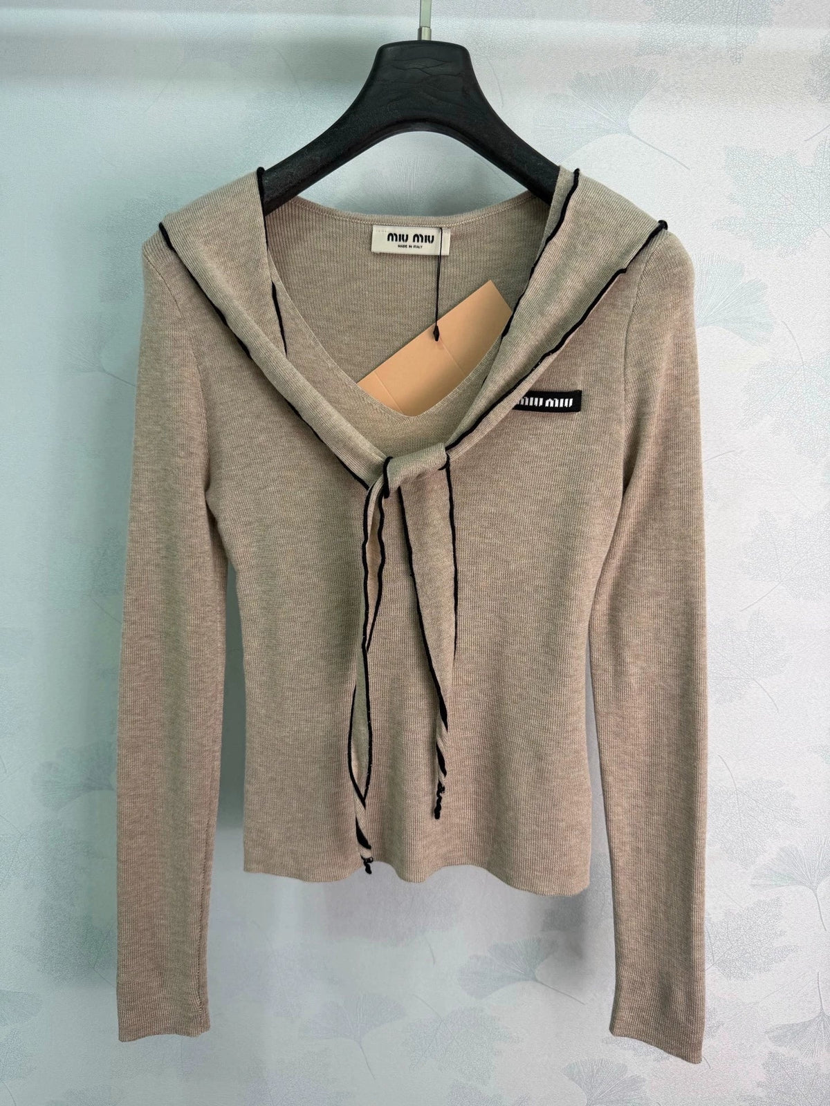 26 Early Autumn New Shawl V-Neck Knit Long Sleeve Top