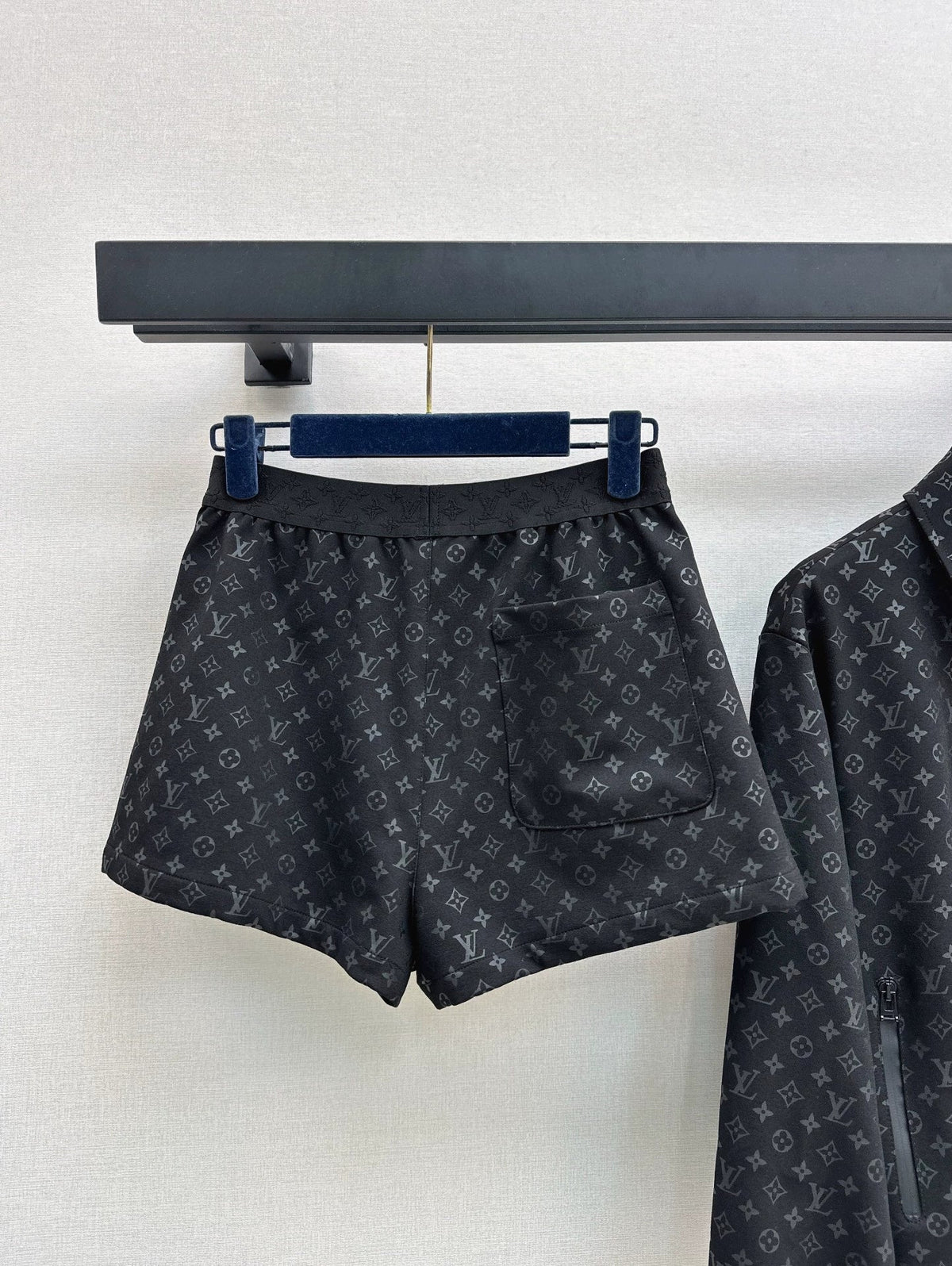 25fw Collar zipper set