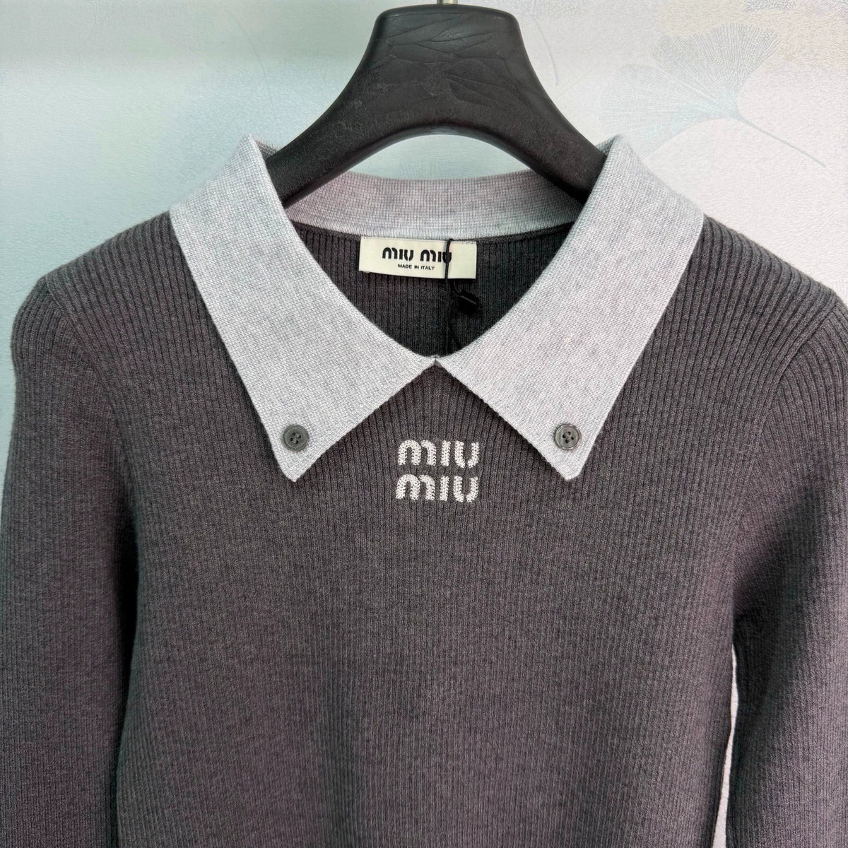 Color-Block Collar Knit Sweater