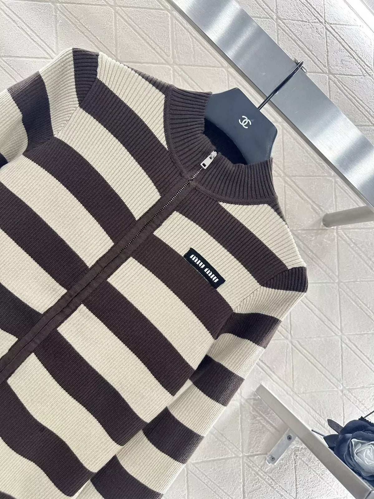 25fw Striped knitted cardigan