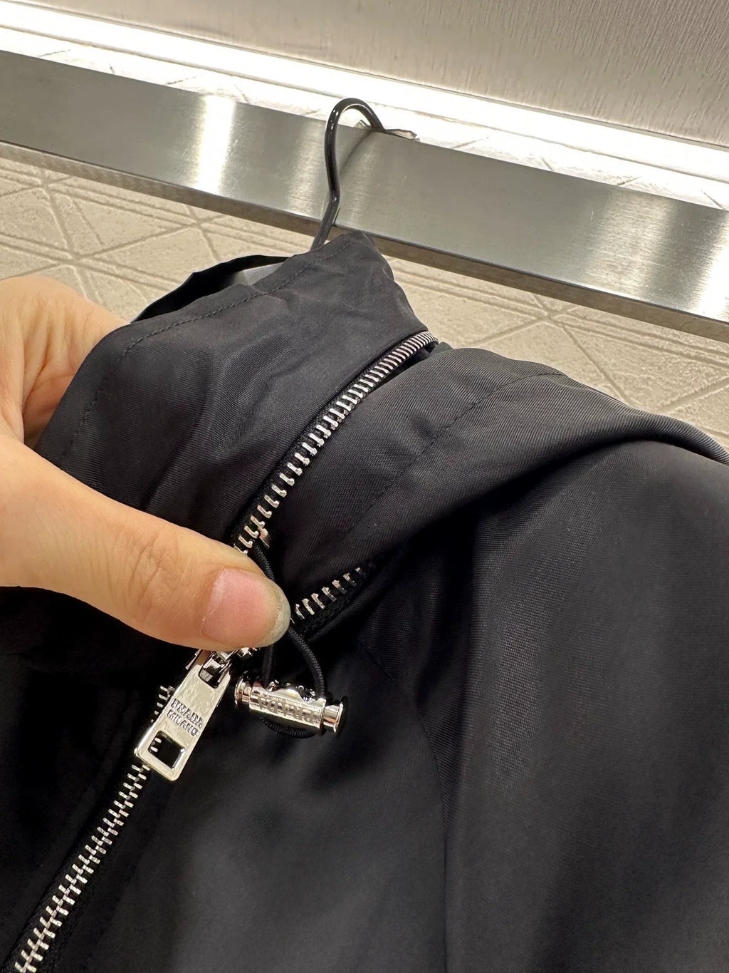 25fw Storage hooded charging jacket