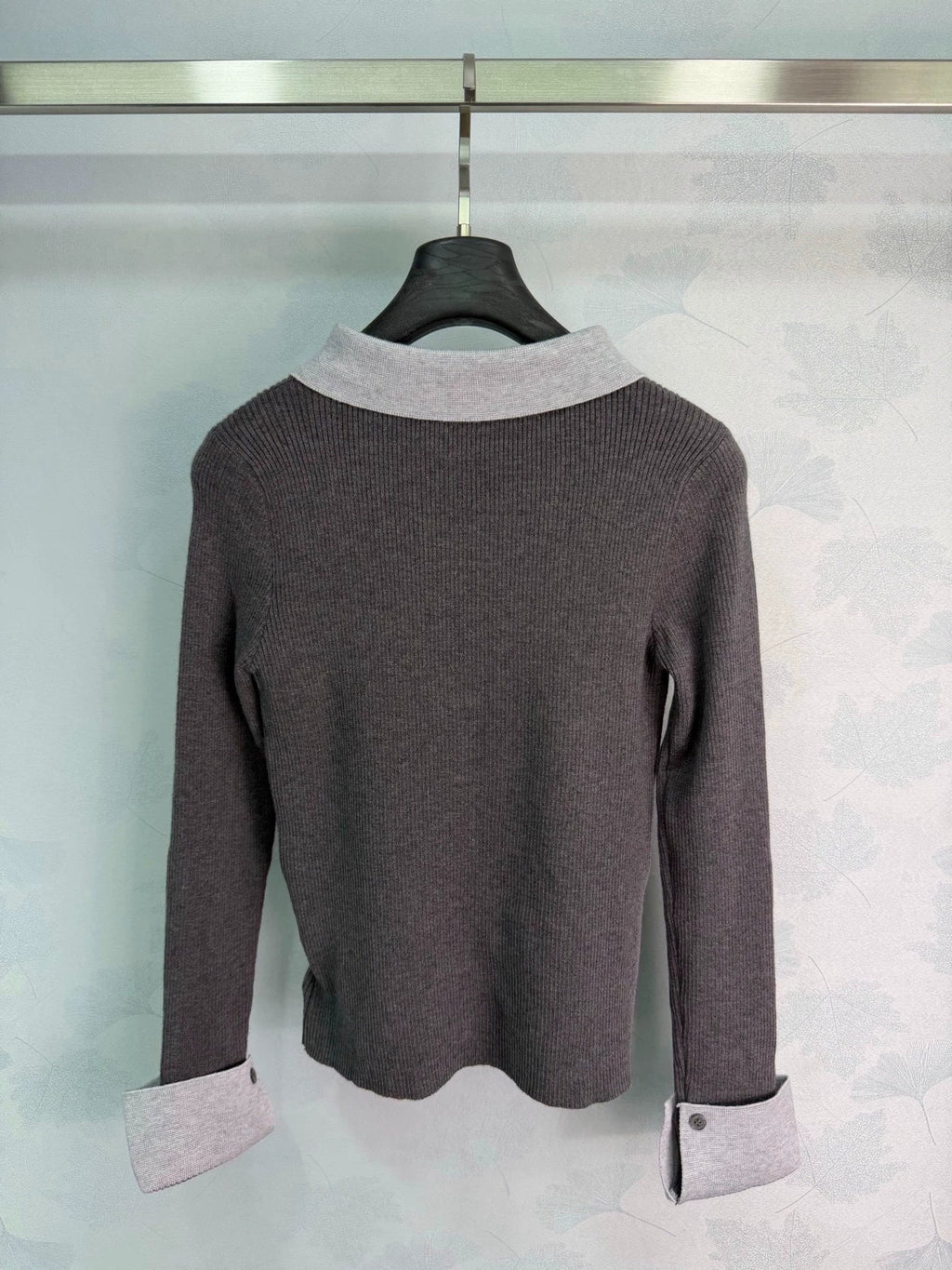 Color-Block Collar Knit Sweater