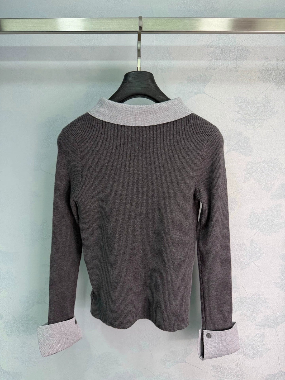 Color-Block Collar Knit Sweater