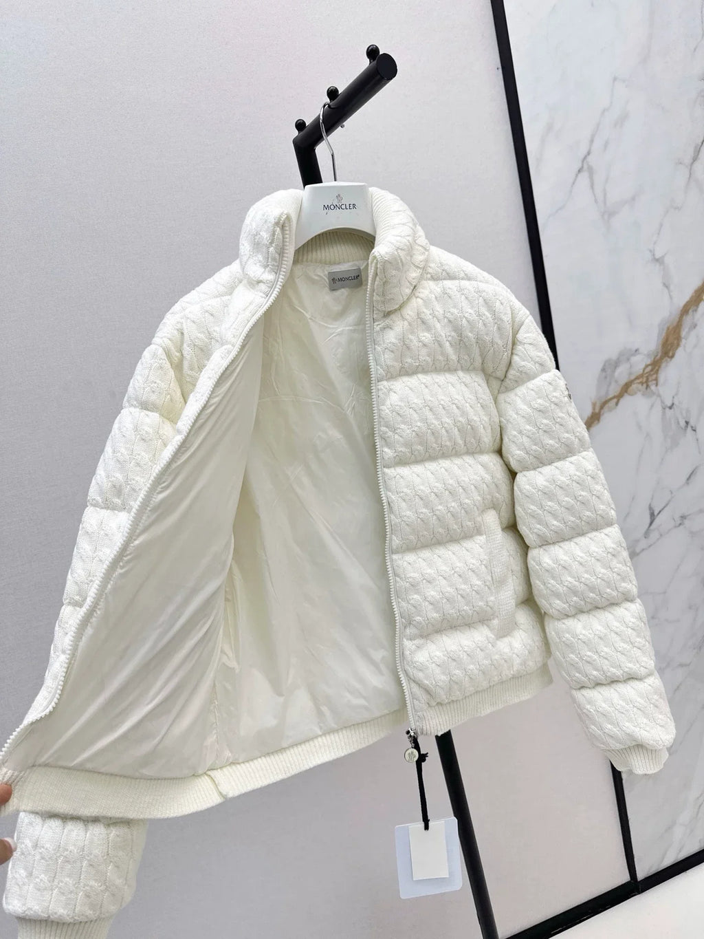 25fw Wool Knitted Bread Down Jacket