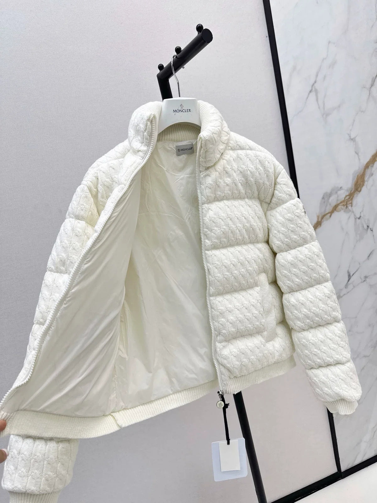 25fw Wool Knitted Bread Down Jacket